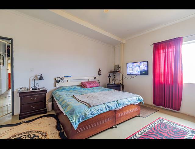 3 BEDROOM HOUSE FOR SALE IN HOOIKRAAL